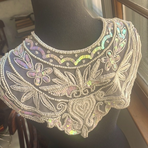 #Beaded Collar - Picture 5 of 9